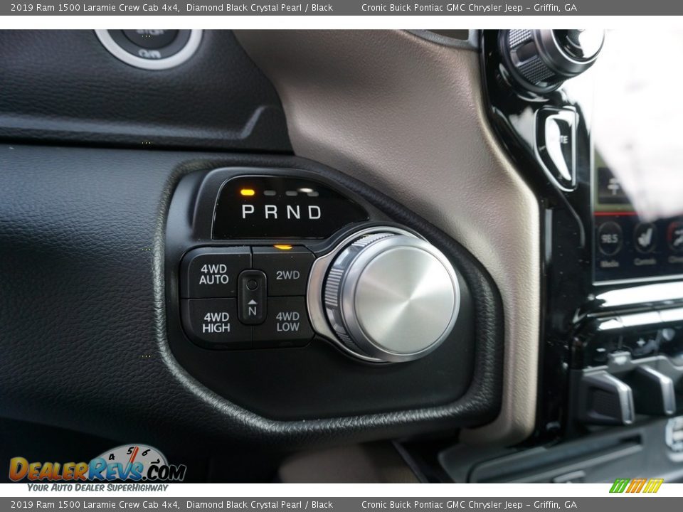 2019 Ram 1500 Laramie Crew Cab 4x4 Diamond Black Crystal Pearl / Black Photo #8