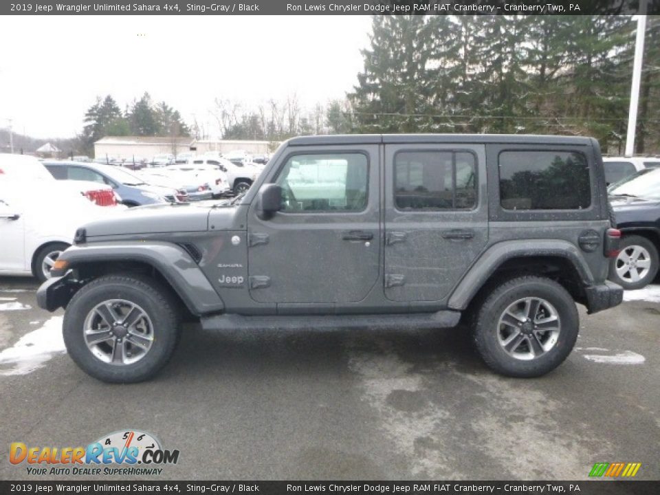 2019 Jeep Wrangler Unlimited Sahara 4x4 Sting-Gray / Black Photo #2