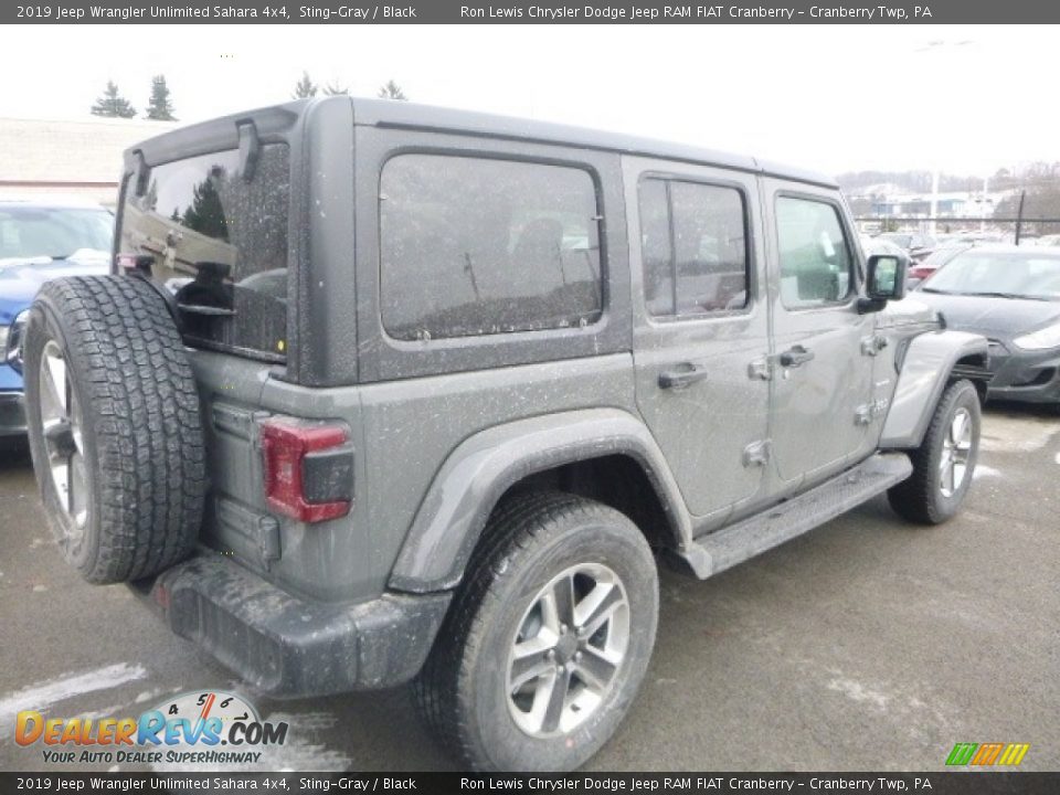 2019 Jeep Wrangler Unlimited Sahara 4x4 Sting-Gray / Black Photo #5