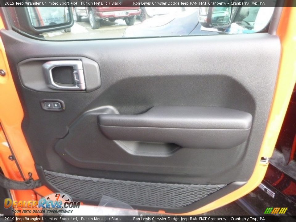 2019 Jeep Wrangler Unlimited Sport 4x4 Punk'n Metallic / Black Photo #9