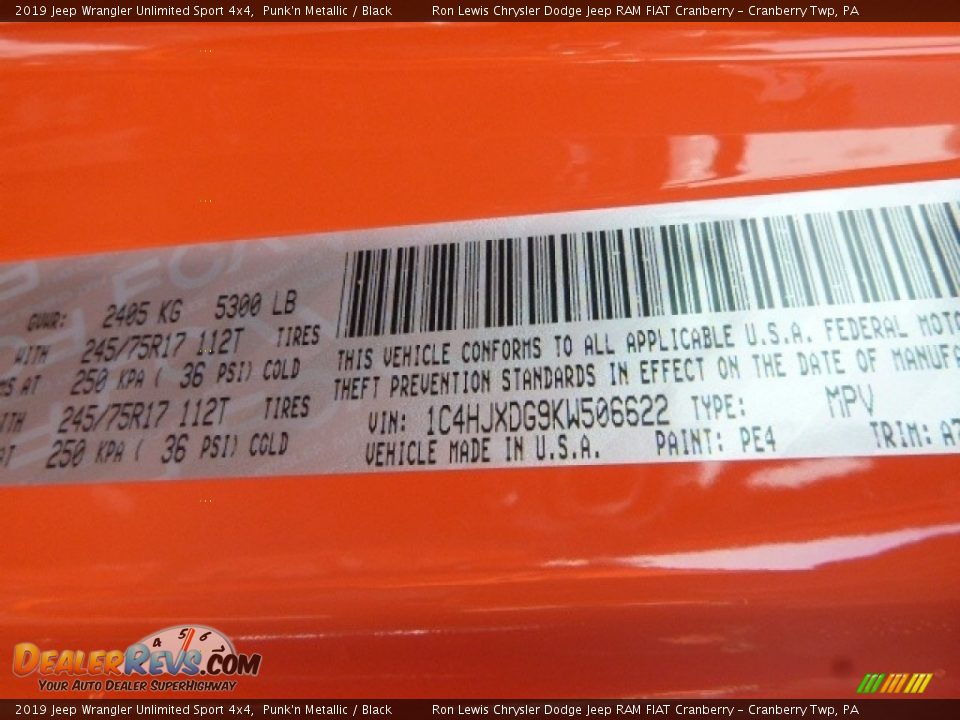 2019 Jeep Wrangler Unlimited Sport 4x4 Punk'n Metallic / Black Photo #15