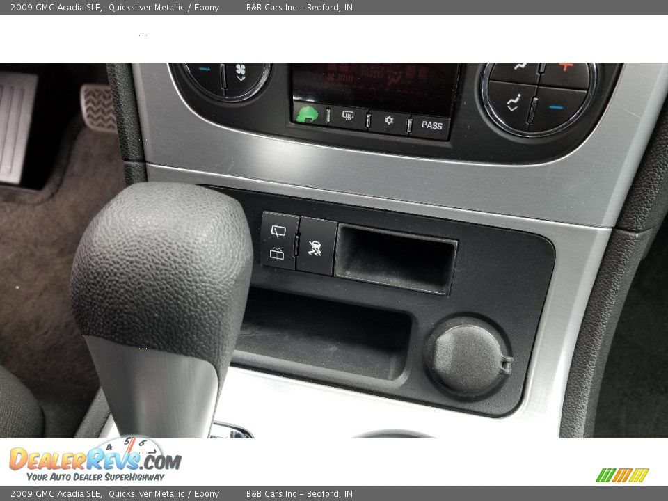 2009 GMC Acadia SLE Quicksilver Metallic / Ebony Photo #15