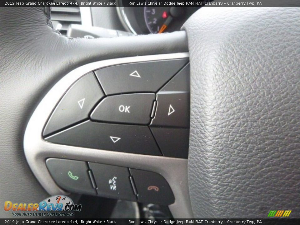 2019 Jeep Grand Cherokee Laredo 4x4 Bright White / Black Photo #20