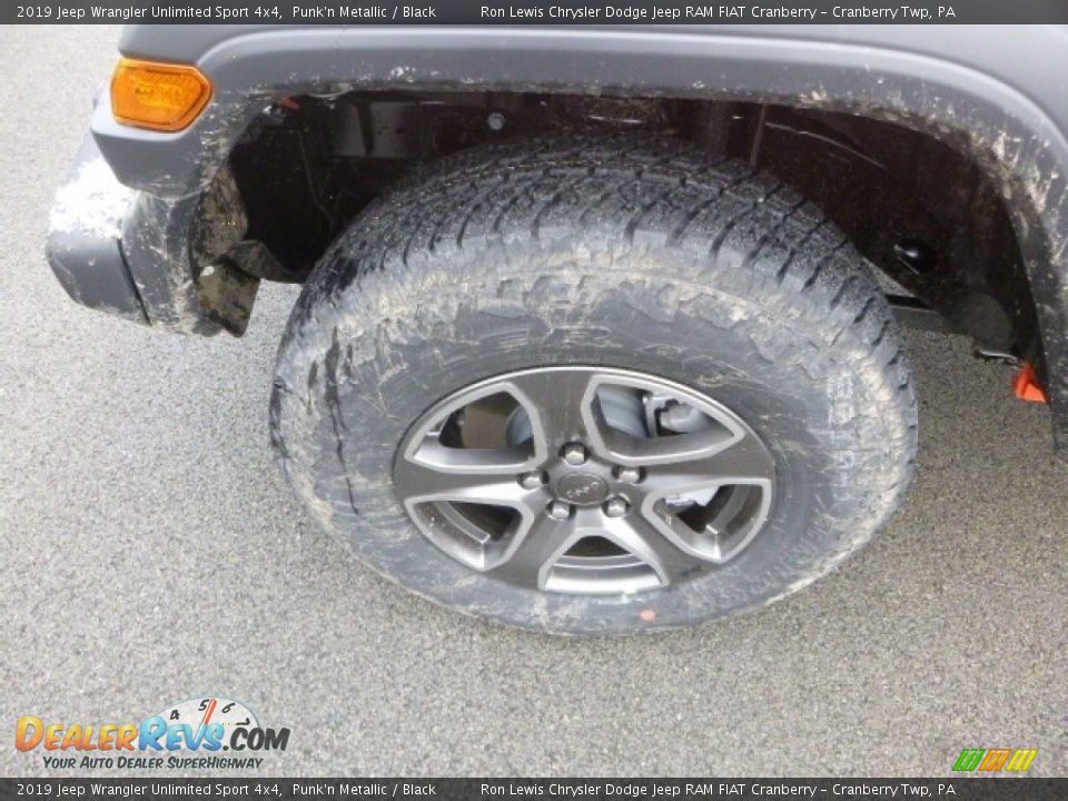 2019 Jeep Wrangler Unlimited Sport 4x4 Punk'n Metallic / Black Photo #2