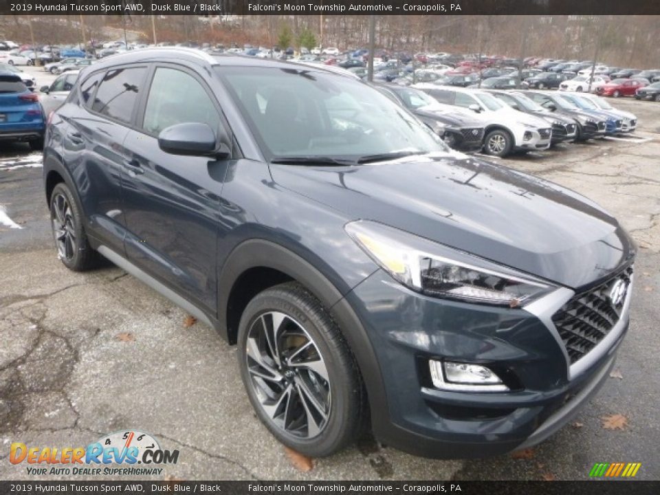 Front 3/4 View of 2019 Hyundai Tucson Sport AWD Photo #3