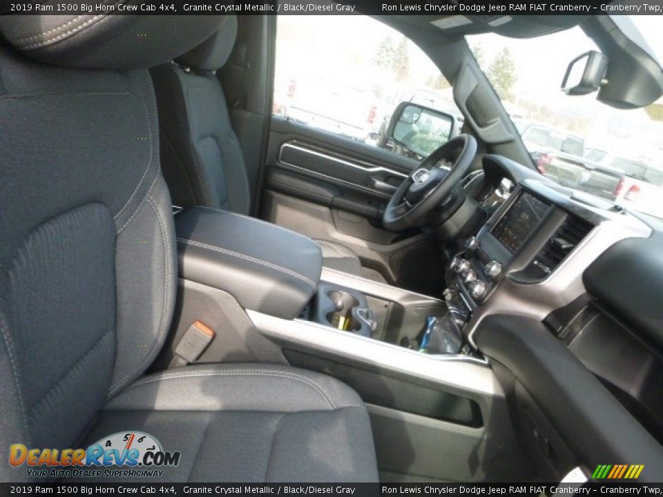 2019 Ram 1500 Big Horn Crew Cab 4x4 Granite Crystal Metallic / Black/Diesel Gray Photo #10