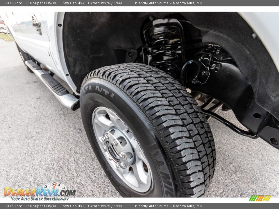 2016 Ford F250 Super Duty XLT Crew Cab 4x4 Oxford White / Steel Photo #12