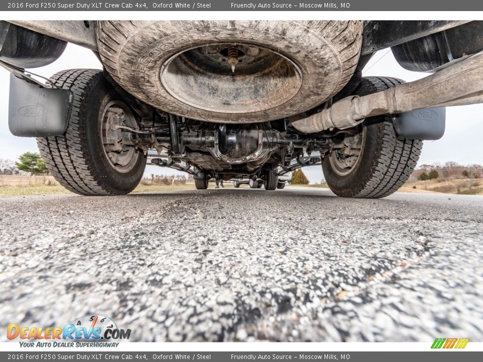 2016 Ford F250 Super Duty XLT Crew Cab 4x4 Oxford White / Steel Photo #14
