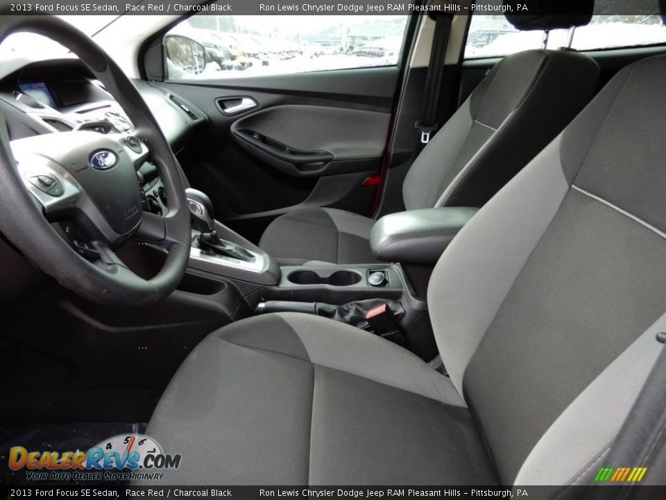 2013 Ford Focus SE Sedan Race Red / Charcoal Black Photo #12