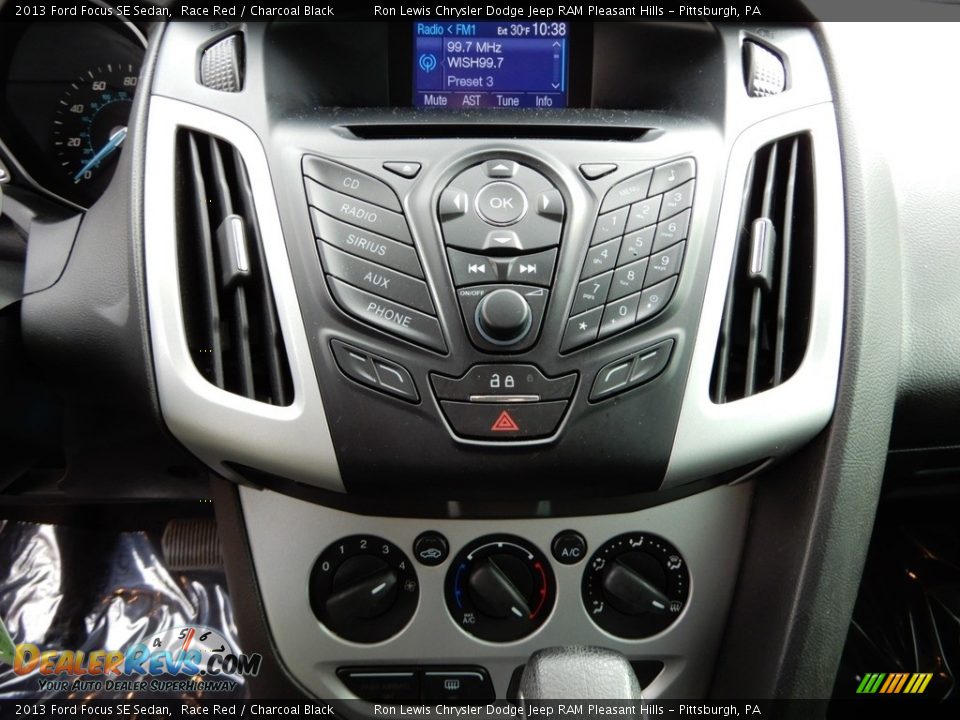 2013 Ford Focus SE Sedan Race Red / Charcoal Black Photo #19