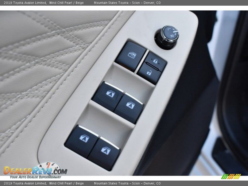 2019 Toyota Avalon Limited Wind Chill Pearl / Beige Photo #24