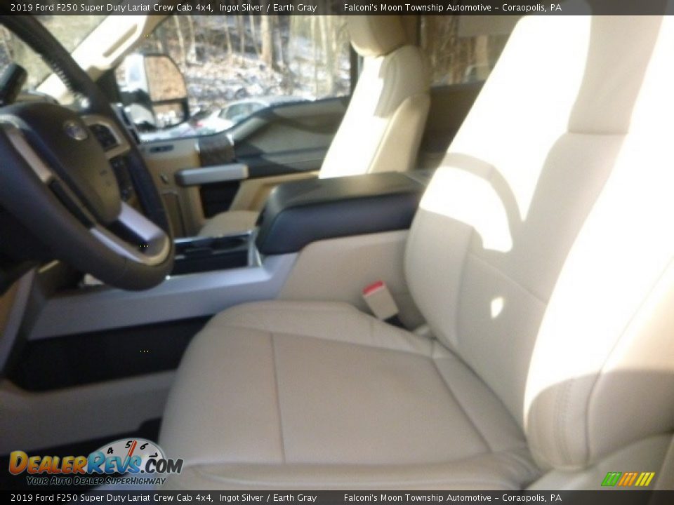 2019 Ford F250 Super Duty Lariat Crew Cab 4x4 Ingot Silver / Earth Gray Photo #11