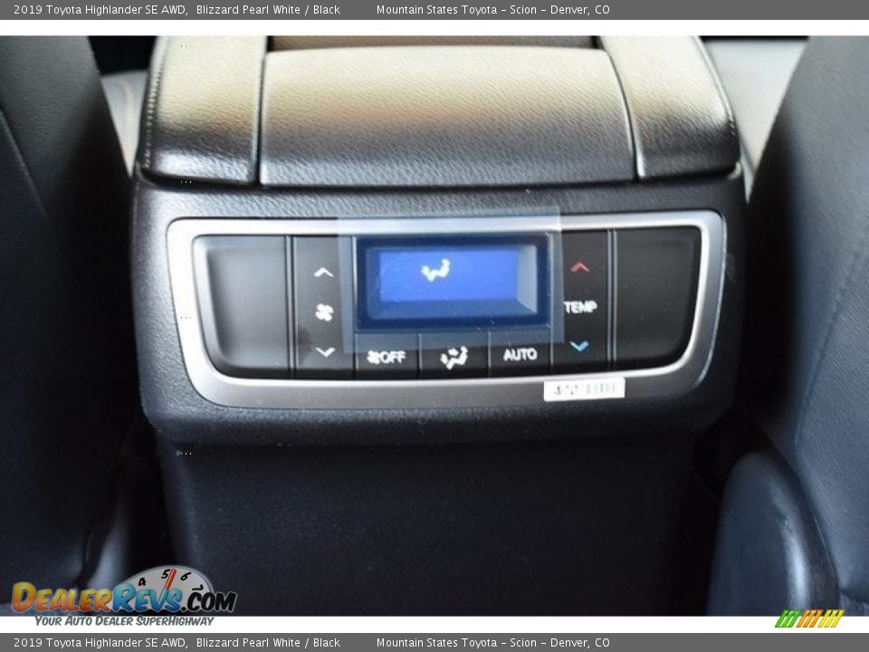 2019 Toyota Highlander SE AWD Blizzard Pearl White / Black Photo #17