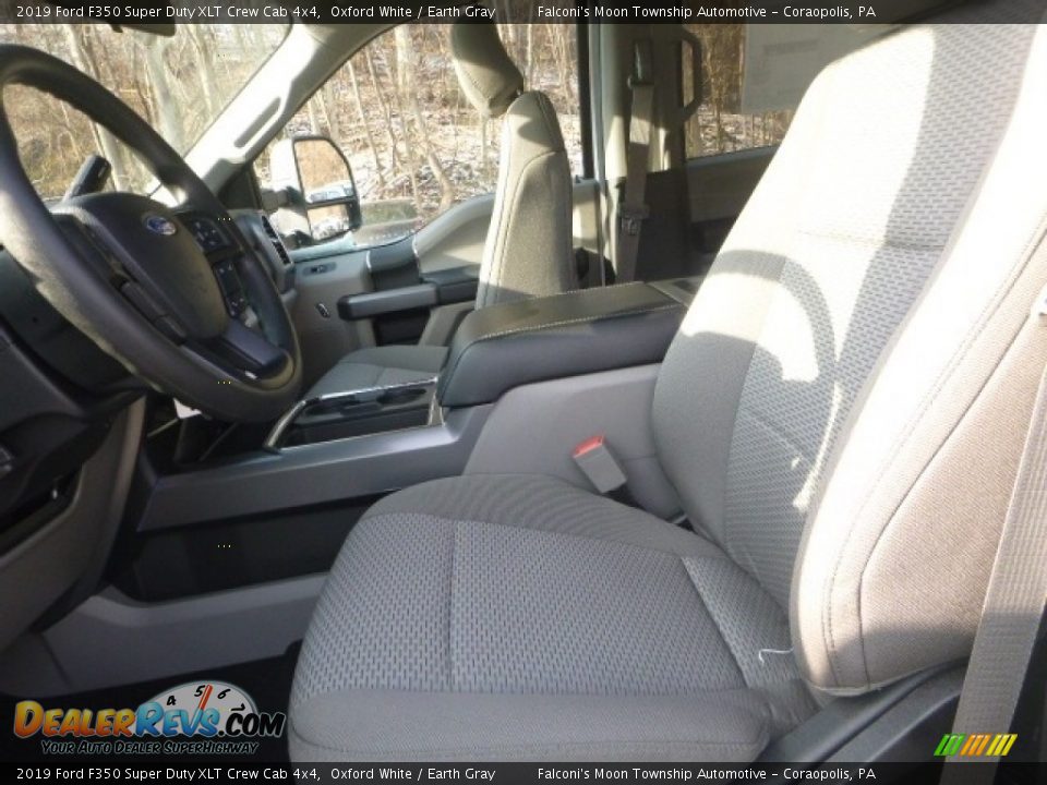2019 Ford F350 Super Duty XLT Crew Cab 4x4 Oxford White / Earth Gray Photo #10