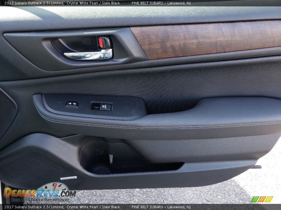 2017 Subaru Outback 2.5i Limited Crystal White Pearl / Slate Black Photo #10