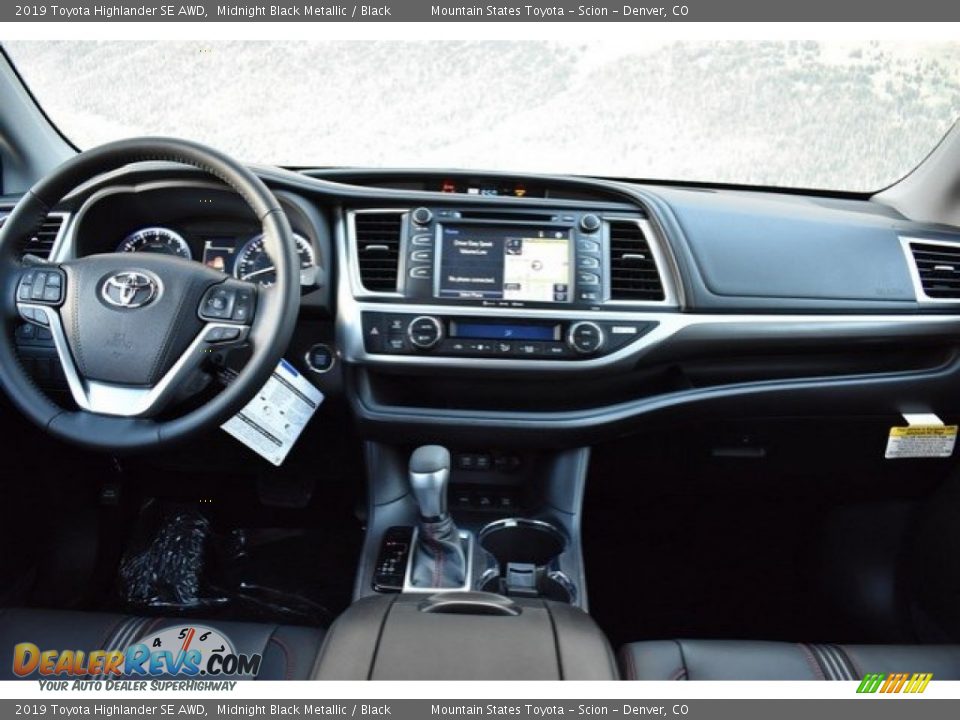 2019 Toyota Highlander SE AWD Midnight Black Metallic / Black Photo #8
