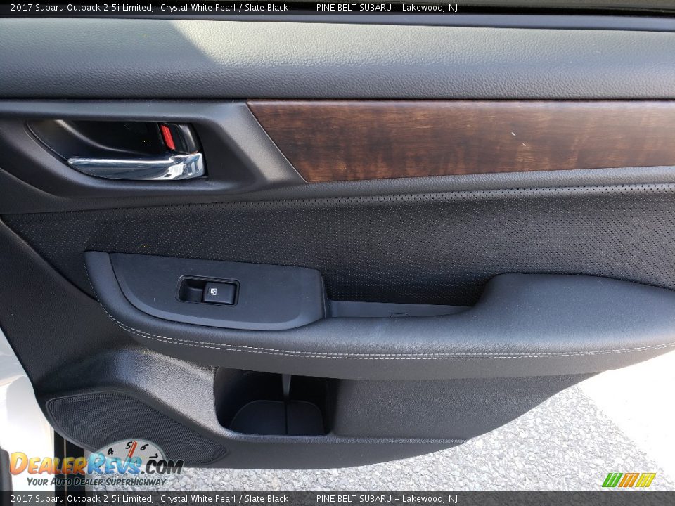 2017 Subaru Outback 2.5i Limited Crystal White Pearl / Slate Black Photo #13