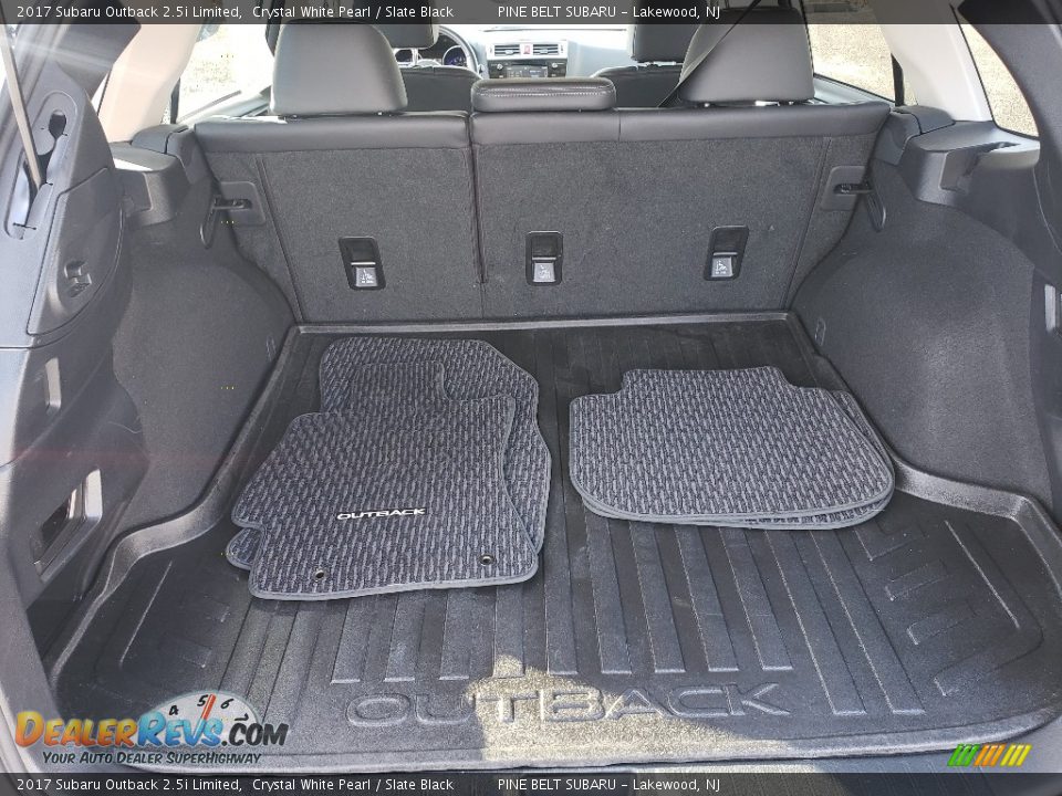 2017 Subaru Outback 2.5i Limited Crystal White Pearl / Slate Black Photo #16