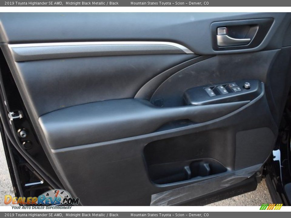 2019 Toyota Highlander SE AWD Midnight Black Metallic / Black Photo #23