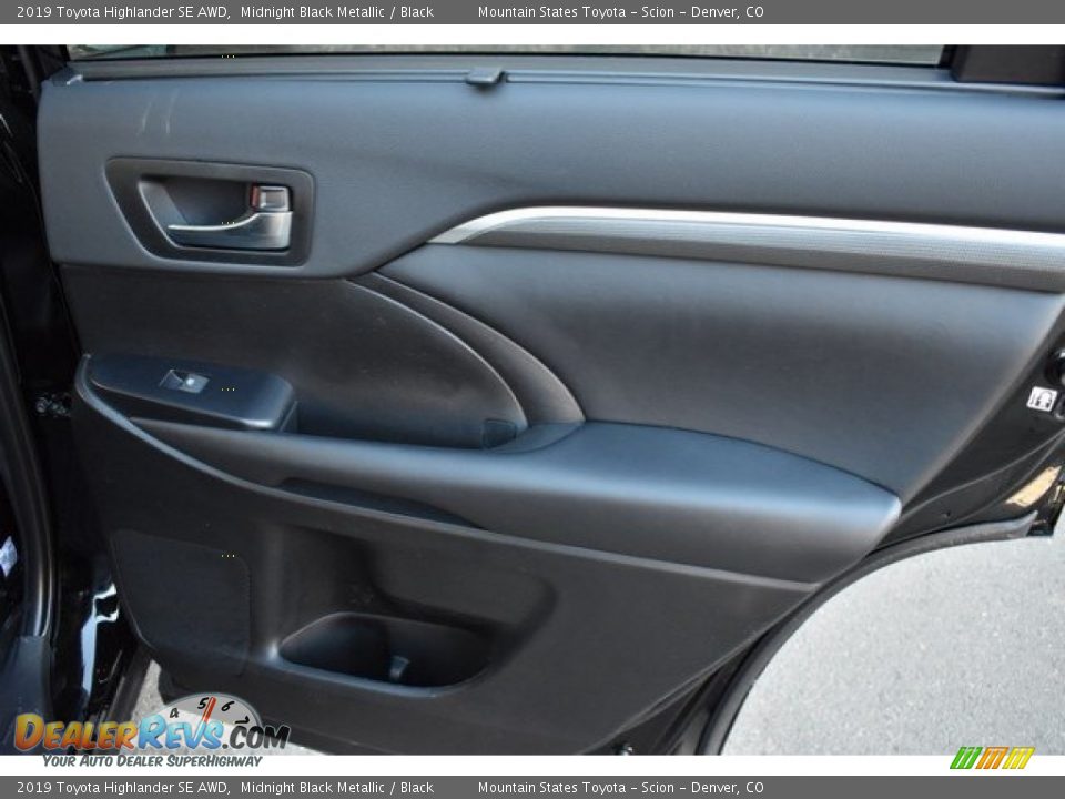 2019 Toyota Highlander SE AWD Midnight Black Metallic / Black Photo #26