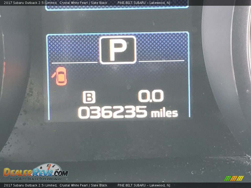 2017 Subaru Outback 2.5i Limited Crystal White Pearl / Slate Black Photo #32