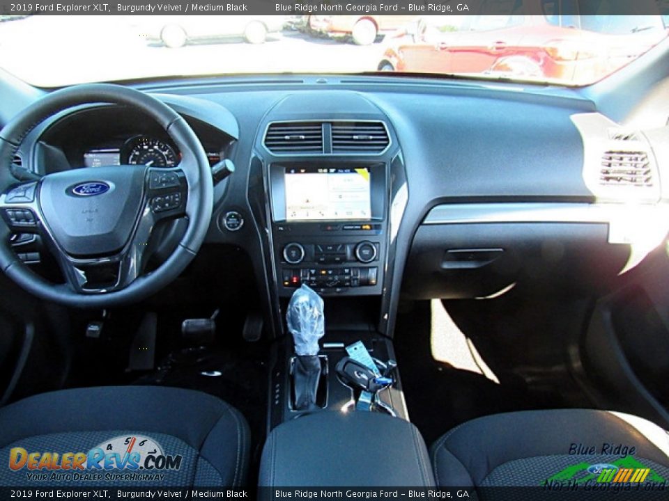 2019 Ford Explorer XLT Burgundy Velvet / Medium Black Photo #16