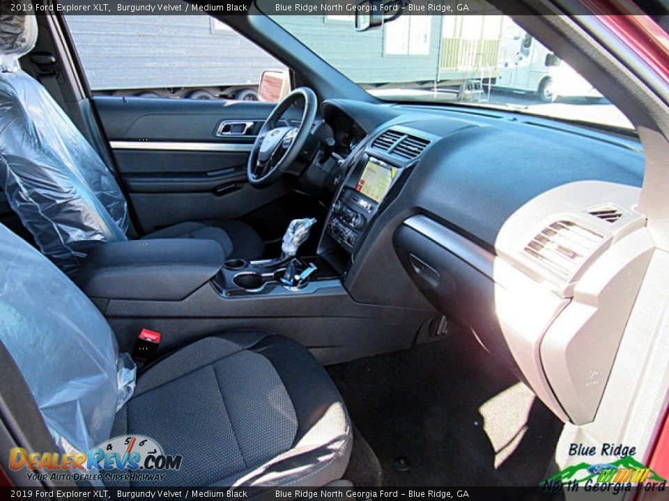 2019 Ford Explorer XLT Burgundy Velvet / Medium Black Photo #28