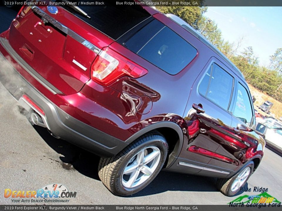 2019 Ford Explorer XLT Burgundy Velvet / Medium Black Photo #32