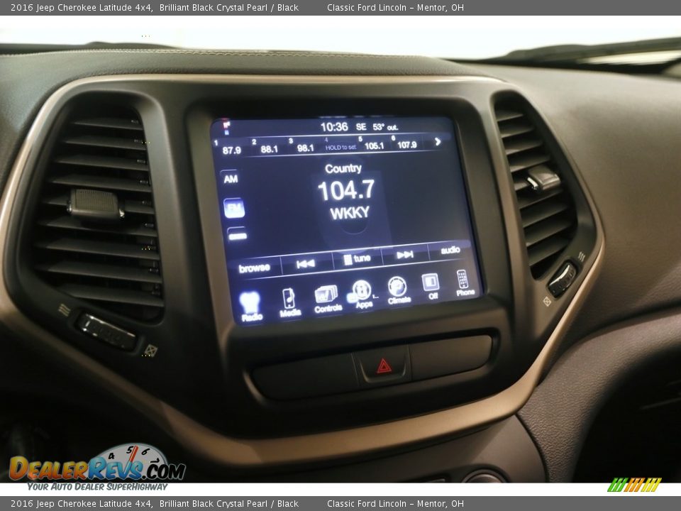 2016 Jeep Cherokee Latitude 4x4 Brilliant Black Crystal Pearl / Black Photo #8