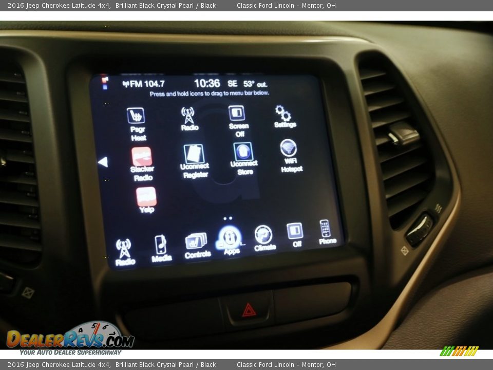 2016 Jeep Cherokee Latitude 4x4 Brilliant Black Crystal Pearl / Black Photo #10