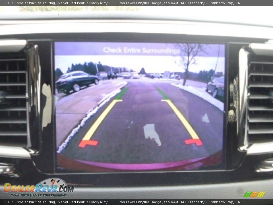 2017 Chrysler Pacifica Touring Velvet Red Pearl / Black/Alloy Photo #18