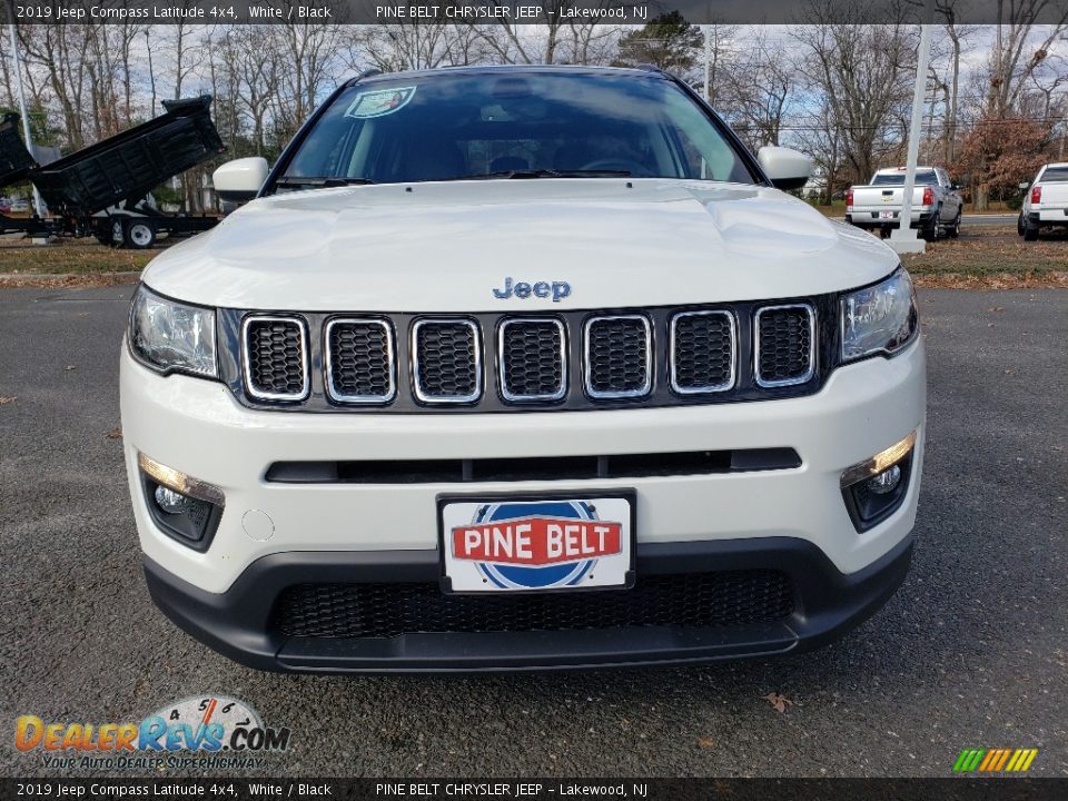 2019 Jeep Compass Latitude 4x4 White / Black Photo #2