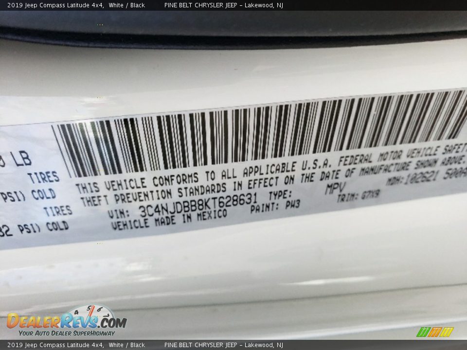 2019 Jeep Compass Latitude 4x4 White / Black Photo #9