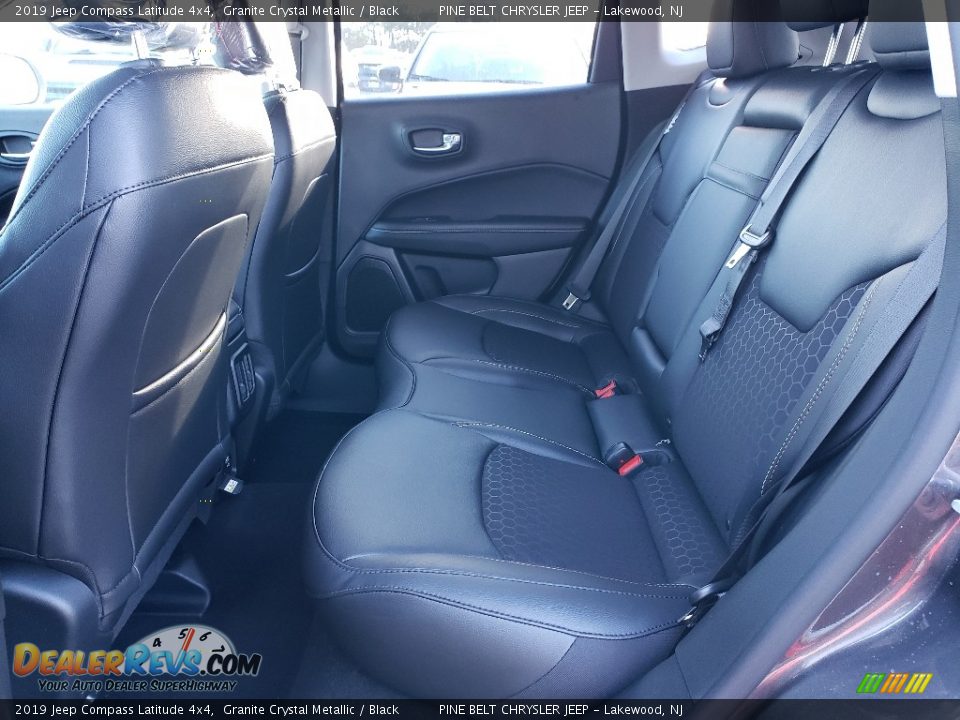 2019 Jeep Compass Latitude 4x4 Granite Crystal Metallic / Black Photo #6