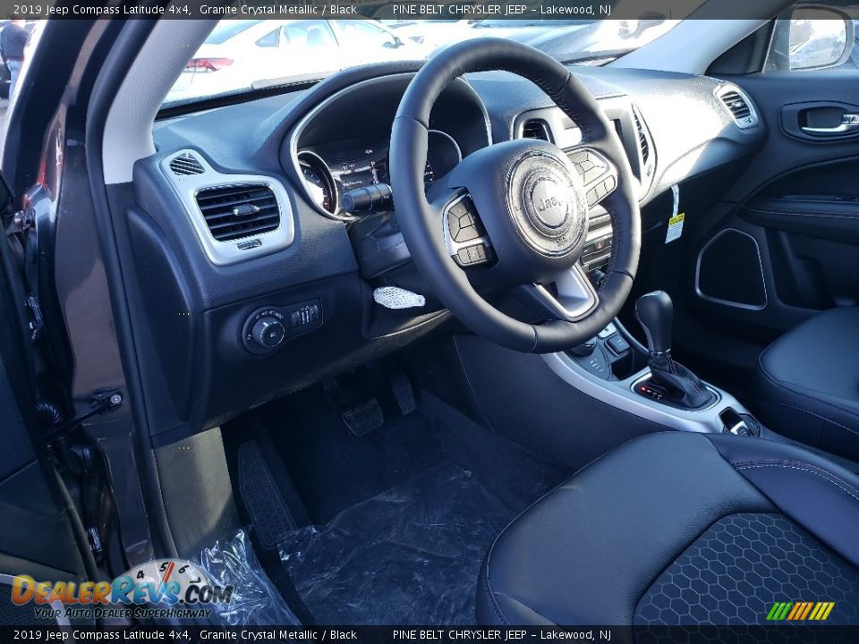 2019 Jeep Compass Latitude 4x4 Granite Crystal Metallic / Black Photo #7