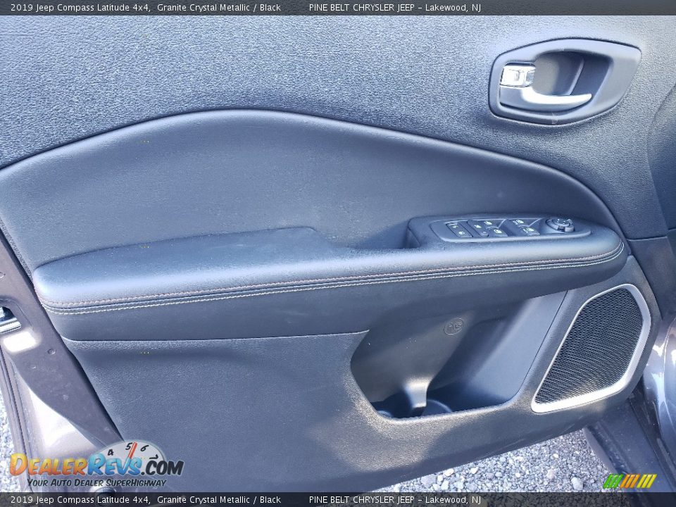 2019 Jeep Compass Latitude 4x4 Granite Crystal Metallic / Black Photo #8