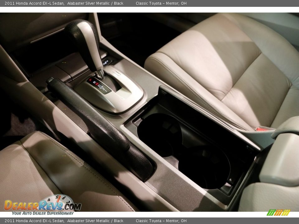 2011 Honda Accord EX-L Sedan Alabaster Silver Metallic / Black Photo #12