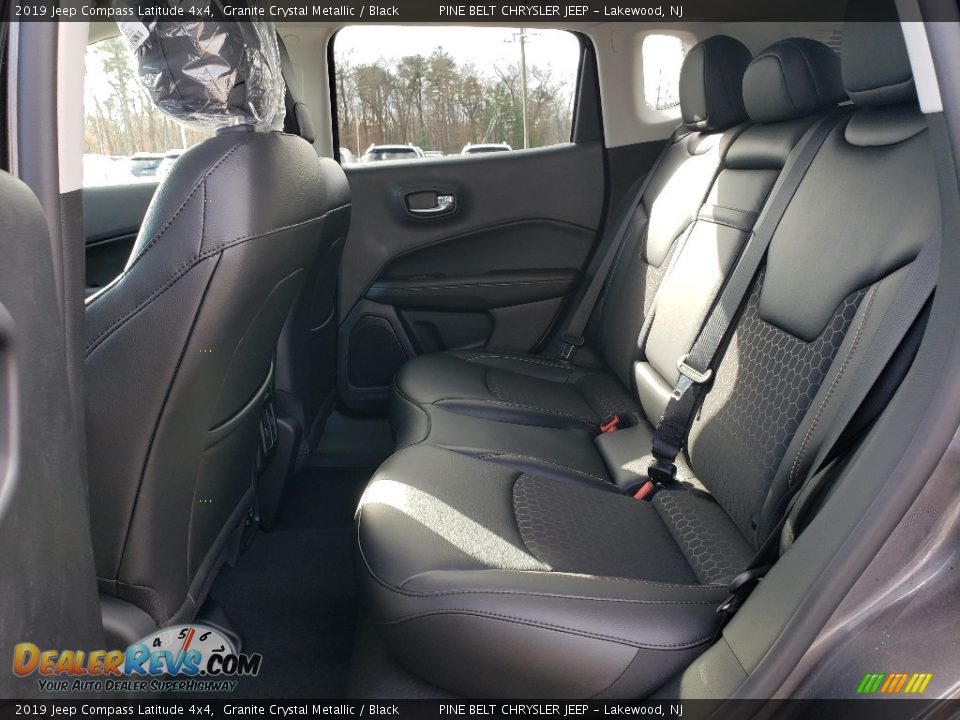 2019 Jeep Compass Latitude 4x4 Granite Crystal Metallic / Black Photo #6