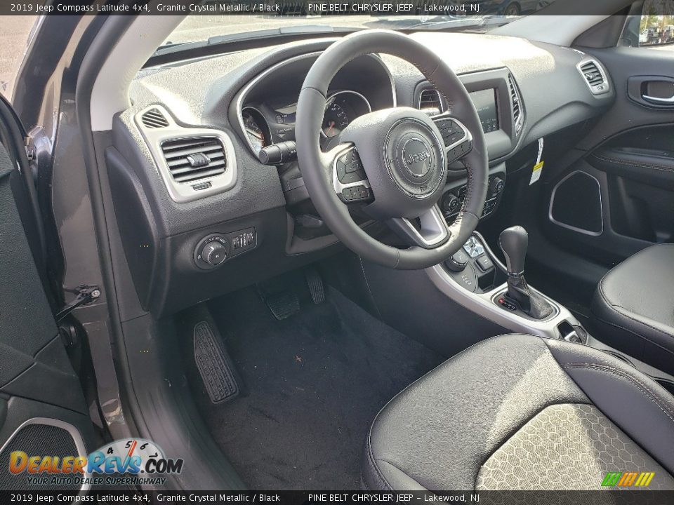 2019 Jeep Compass Latitude 4x4 Granite Crystal Metallic / Black Photo #7