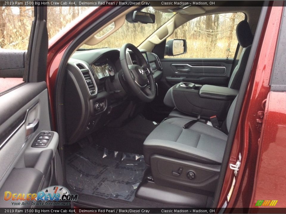 2019 Ram 1500 Big Horn Crew Cab 4x4 Delmonico Red Pearl / Black/Diesel Gray Photo #9