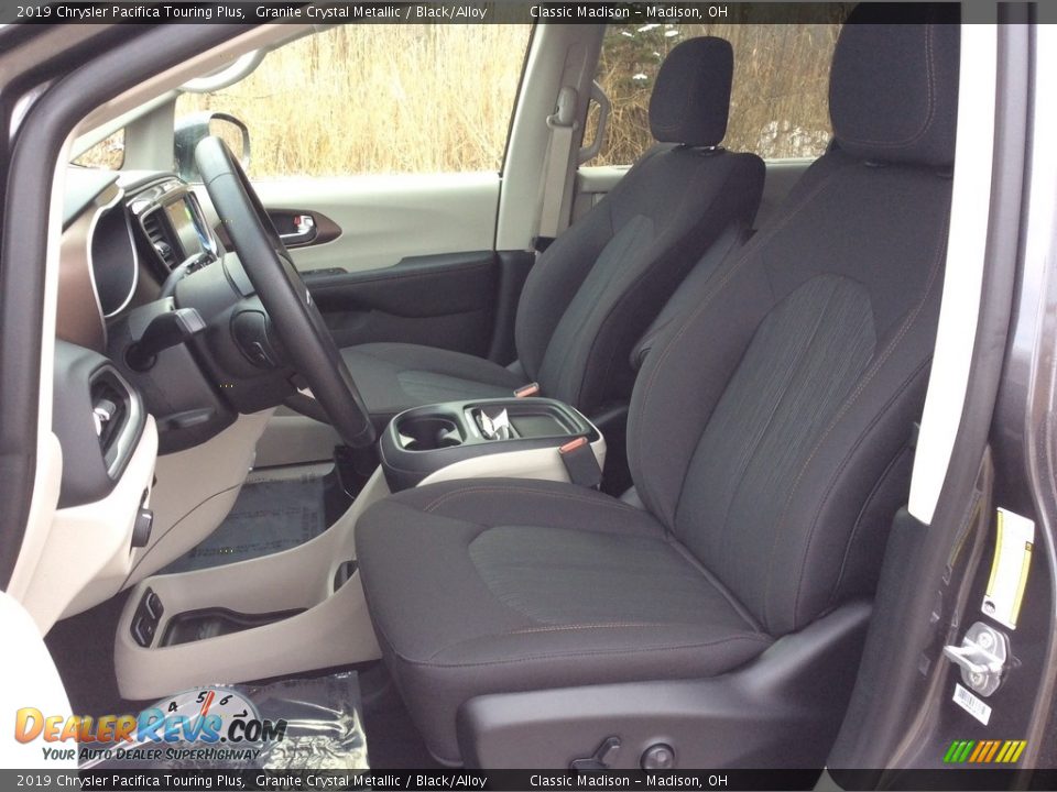 2019 Chrysler Pacifica Touring Plus Granite Crystal Metallic / Black/Alloy Photo #10