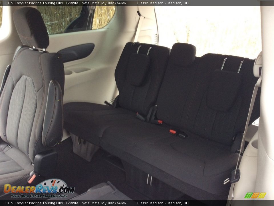 2019 Chrysler Pacifica Touring Plus Granite Crystal Metallic / Black/Alloy Photo #16