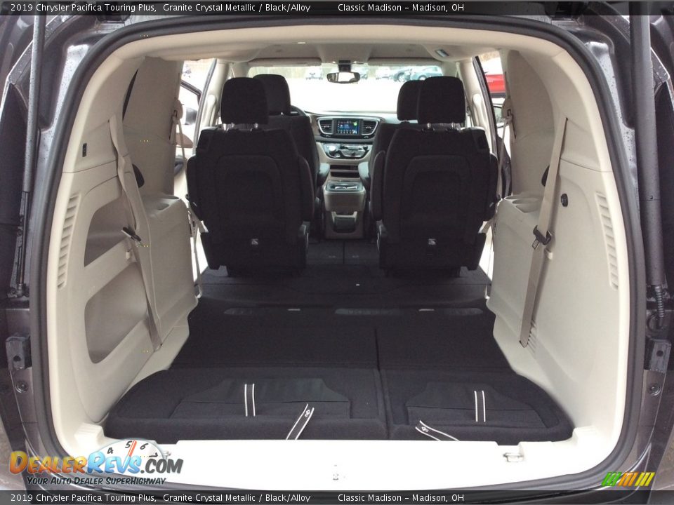 2019 Chrysler Pacifica Touring Plus Granite Crystal Metallic / Black/Alloy Photo #18