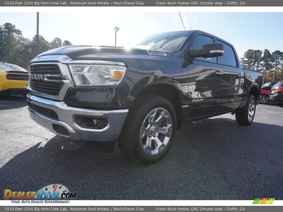 2019 Ram 1500 Big Horn Crew Cab Maximum Steel Metallic / Black/Diesel Gray Photo #3