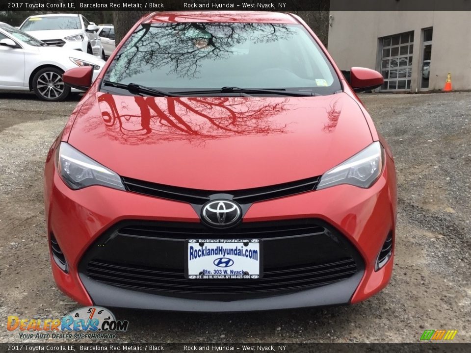2017 Toyota Corolla LE Barcelona Red Metalic / Black Photo #2