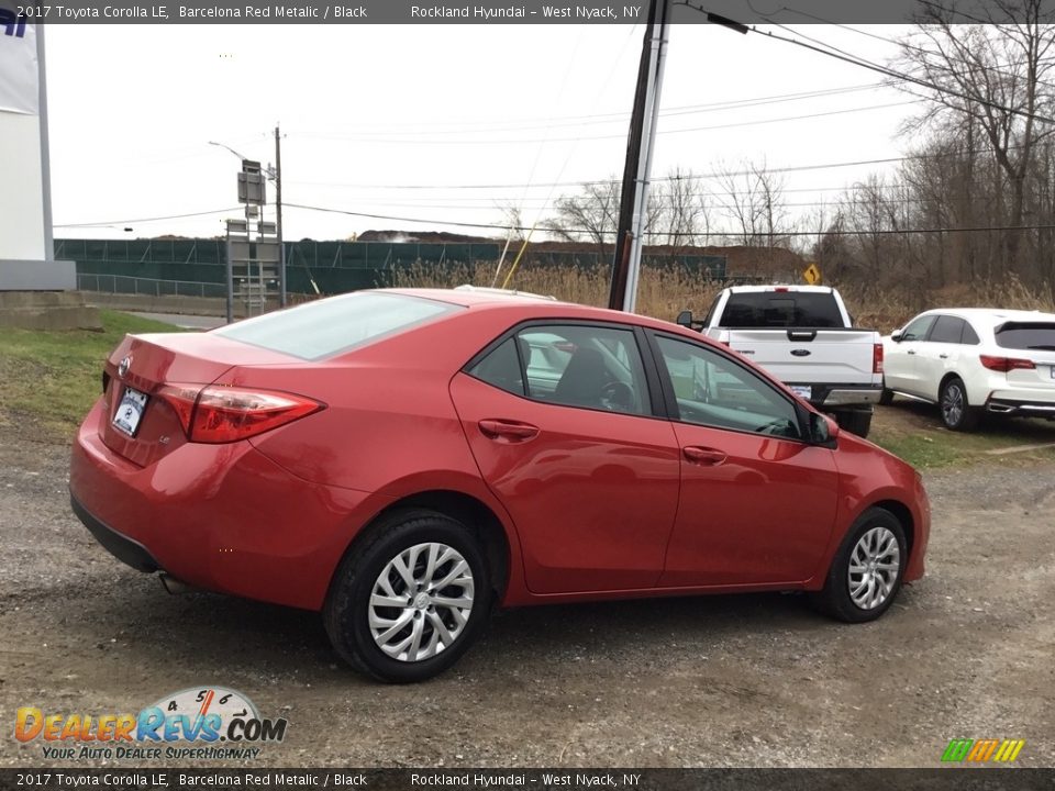 2017 Toyota Corolla LE Barcelona Red Metalic / Black Photo #4