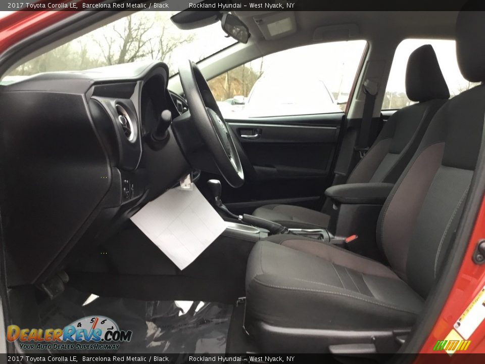 2017 Toyota Corolla LE Barcelona Red Metalic / Black Photo #11