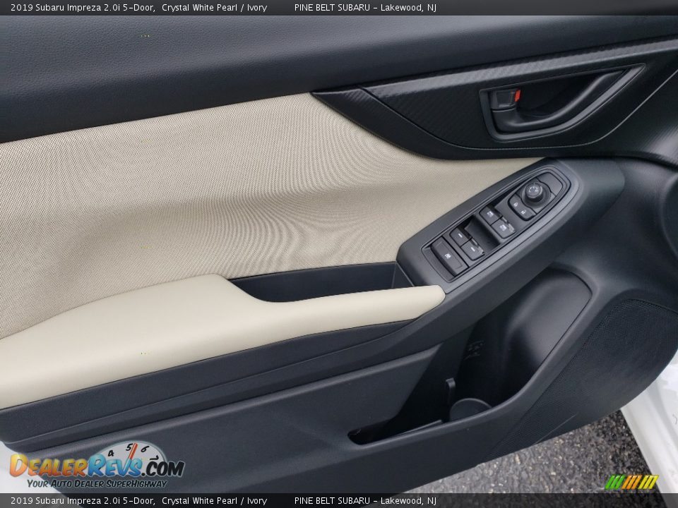 2019 Subaru Impreza 2.0i 5-Door Crystal White Pearl / Ivory Photo #8