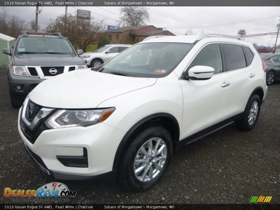 2019 Nissan Rogue SV AWD Pearl White / Charcoal Photo #7