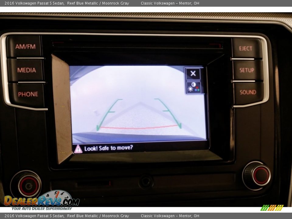 2016 Volkswagen Passat S Sedan Reef Blue Metallic / Moonrock Gray Photo #11
